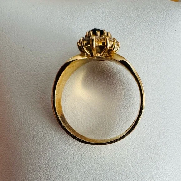 14K Yellow Gold Sapphire Solitaire Halo Ring Cocktail size 7 wide shank - Picture 5 of 7